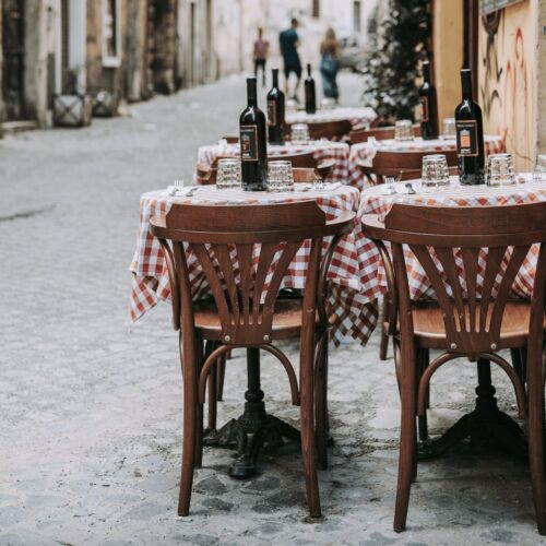restaurant tables in Italy