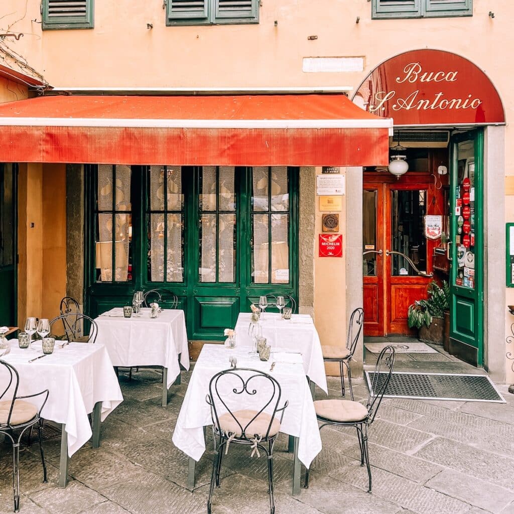 What to eat in Italy - Buca di San Antonio Lucca